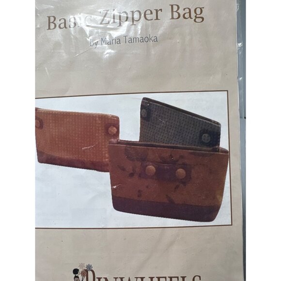 Basic Zipper Bag Kit by Pinwheels 7" Pattern By Maria Tamaoka Includes Fabric & - Picture 2 of 4
